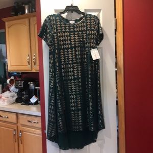 Lularoe Carly Size Small, NWT